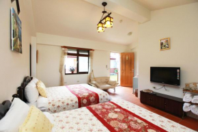  Free House B&B  Суао